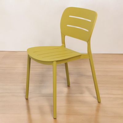 HAZEL - set 6 sedie in polipropilene impilabili