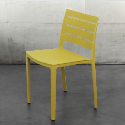 CABOT - set 4 sedie in polipropilene impilabile 