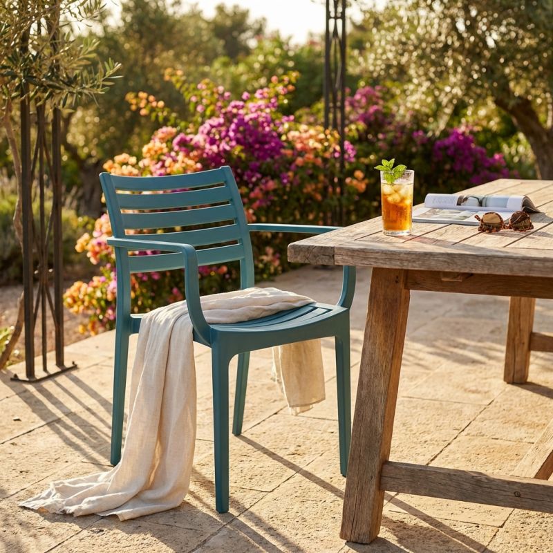 ZULE - poltrona da esterno ed interno in plastica