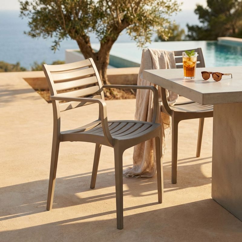 ZULE - poltrona da esterno ed interno in plastica