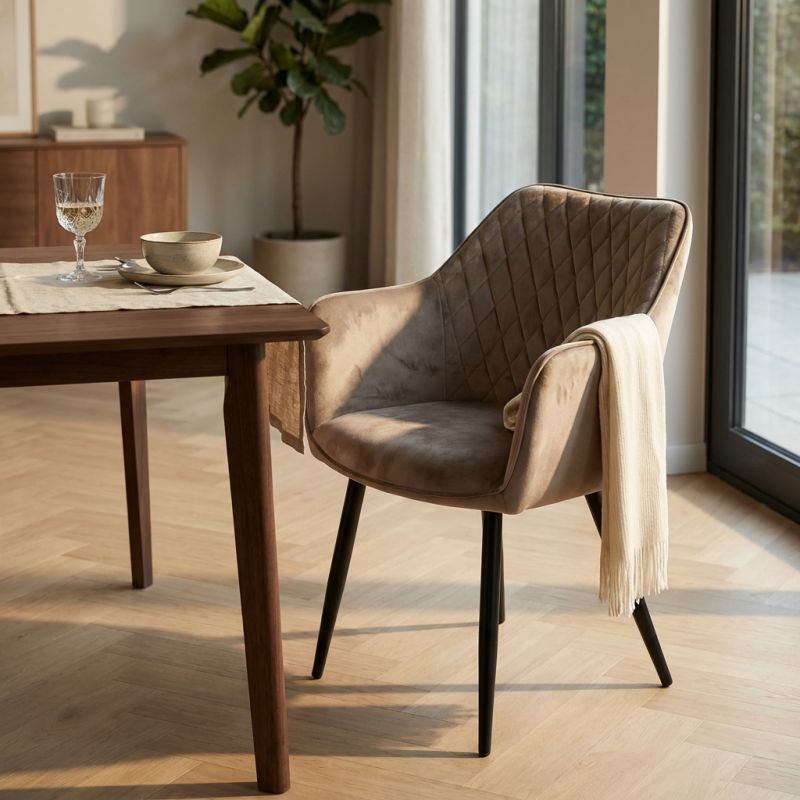 CARA - poltrona imbottita per sala da pranzo in velluto