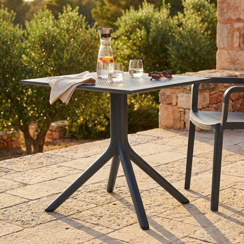 VISIO - tavolo da giardino in polipropilene