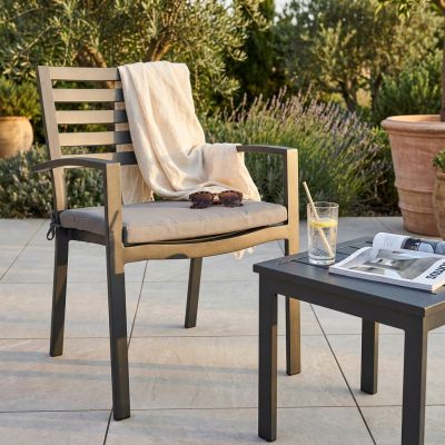 DEXTER - poltrona da giardino in alluminio impilabile con cuscino