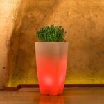 SILENTE - vaso luminoso rgb con pannello solare
