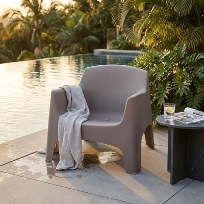 RENKIS - poltrona in resina