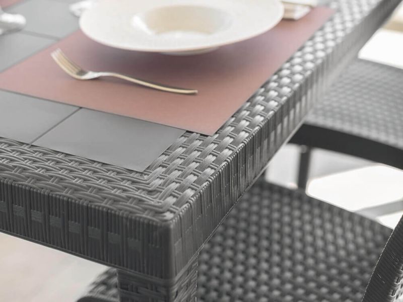 CALIGOLA - tavolo da giardino in resina effetto rattan