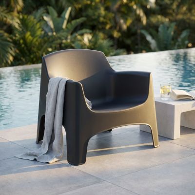 RENKIS - poltrona in resina