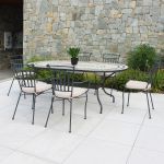 MELILLA - tavolo con piano ovale e mosaico beige e antracite