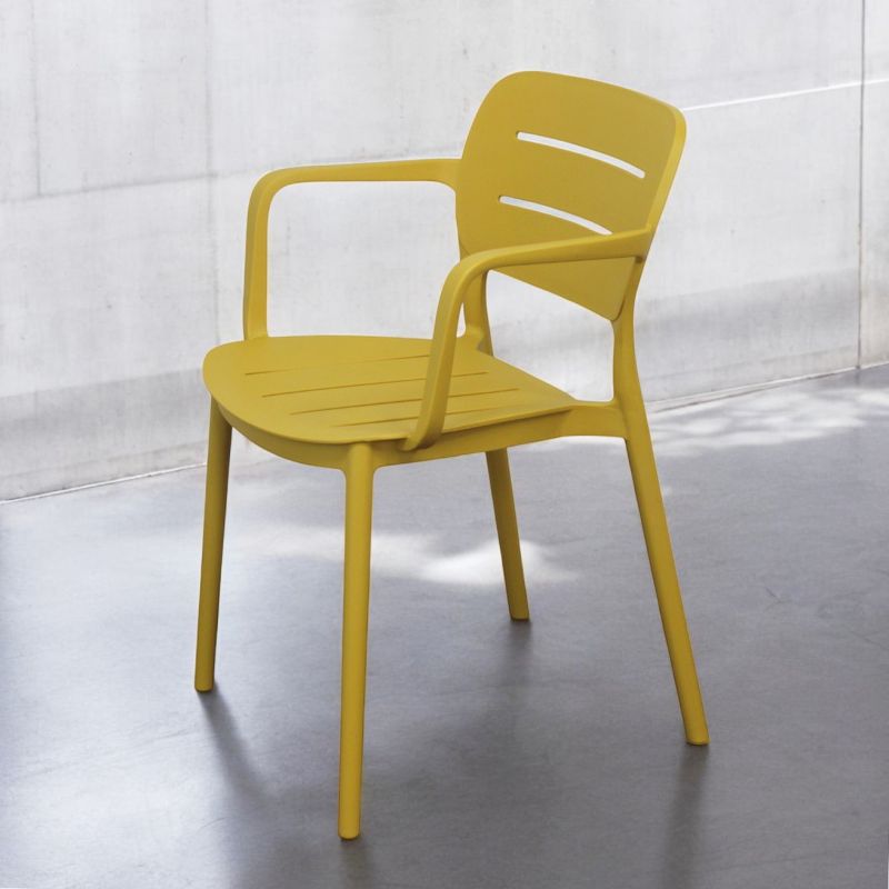 HAZEL - poltrona in polipropilene impilabile