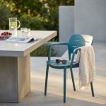 HAZEL - poltrona in polipropilene impilabile