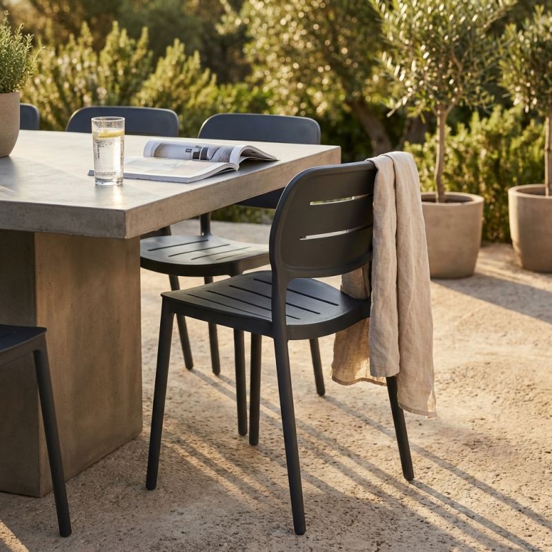 HAZEL - sedia in polipropilene impilabile