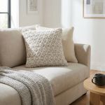 TRAVIS - cuscino in lana avorio con decoro 45 x 45