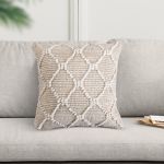 MELILLA - cuscino in lana avorio con decoro 45 x 45