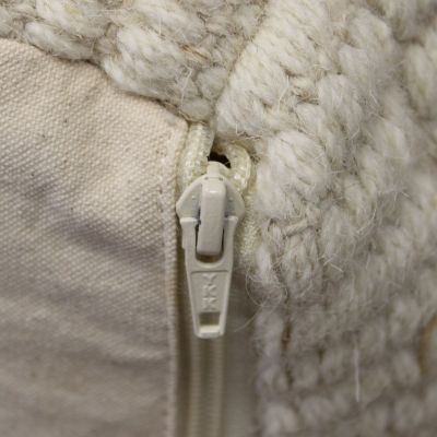 TESSA - pouf in lana avorio con decoro 40 x 40