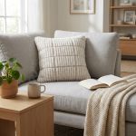 KYLE - cuscino in lana avorio con decoro 45 x 45