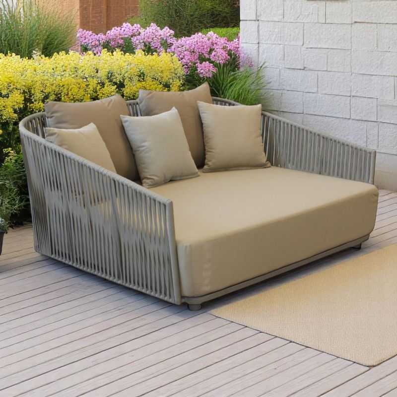 VELASCO - divano con struttura in alluminio verniciato taupe e fettucce in pvc