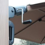 MOLLY - ombrellone effetto legno palo laterale 3x3