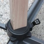 MOLLY - ombrellone effetto legno palo laterale 3x3