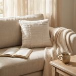 MIRANDA - cuscino in lana avorio con decoro 45 x 45