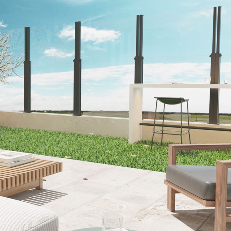 Frangivento in vetro elevabile per pergola bioclimatica