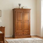 CHESTER - armadio 2 ante in legno massellox200