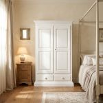 CHESTER - armadio 2 ante in legno massellox200