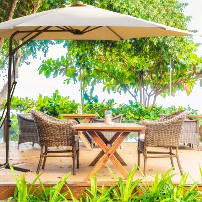 VERSUS - ombrellone da giardino decentrato