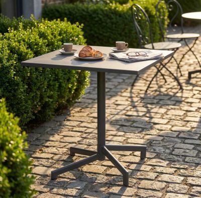 OPERA - tavolo da giardino
