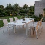 JERRI - set tavolo in alluminio cm 135/270 x 90 x 75 h con 6 poltrone Lotus