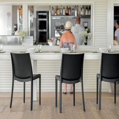 PERLA - sedia in resina impilabile da esterno e interno set da 4