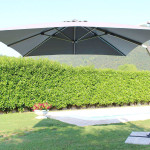 MANU - ombrellone da giardino decentrato