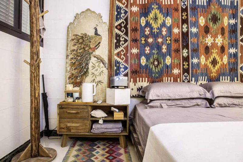 PINUS - comodino largo in pino riciclato