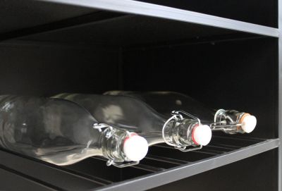 DIRK - mobile con portabottiglie