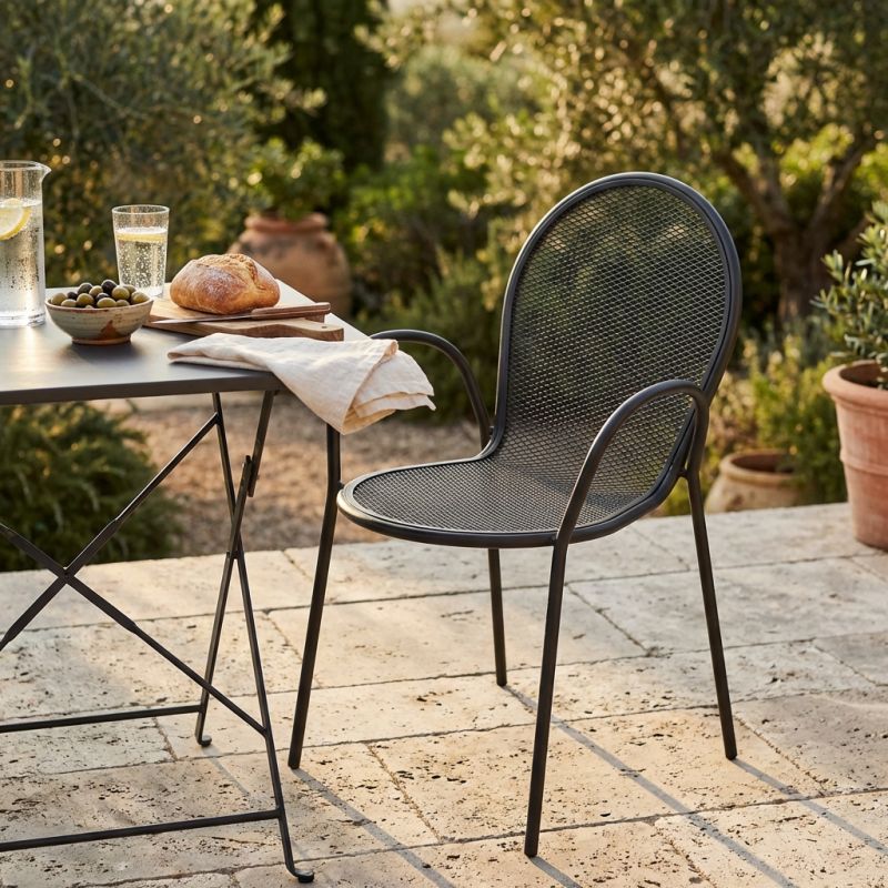 MARIS - poltrona da giardino impilabile in ferro