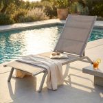 FELES - lettino da giardino impilabile in alluminio e textilene imbottito