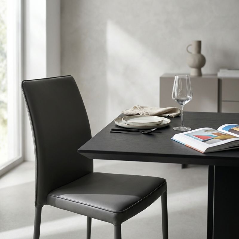 ALYSSIA - sedia moderna in ecopelle con struttura in acciaio