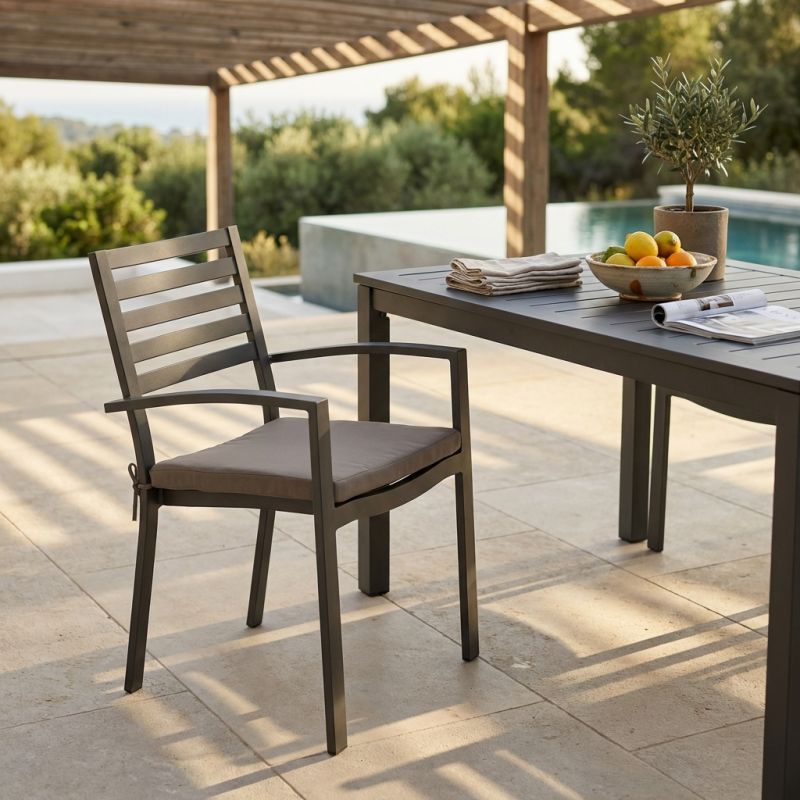 DEXTER - poltrona da giardino in alluminio impilabile con cuscino