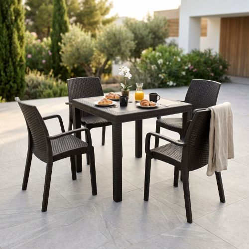 CALIGOLA - set tavolo in resina effetto rattan cm 80 x 80 x 74 h con 4 poltrone Alma