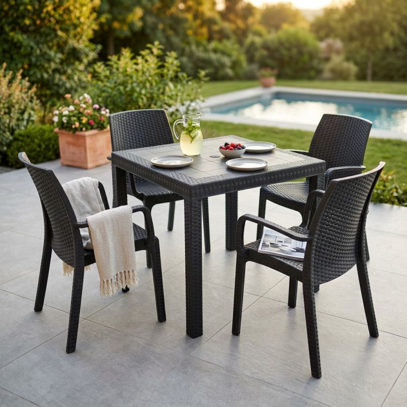 CALIGOLA - set tavolo in resina effetto rattan cm 80 x 80 x 74 h con 4 poltrone Alma