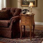 JUDD - mobile portatelefono in legno massello cm 34 x 31 x 72 h